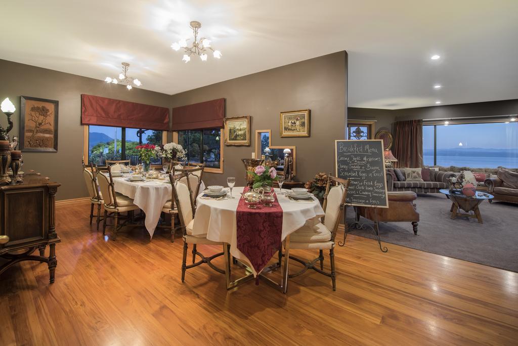 The Flying Trout Boutique Lodge Таупо Экстерьер фото